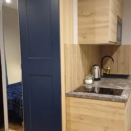 Апартаменти Bmh Rozana *