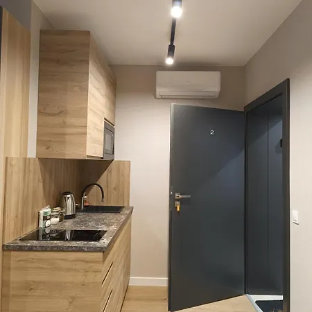 Апартаменти Bmh Rozana Ряшів